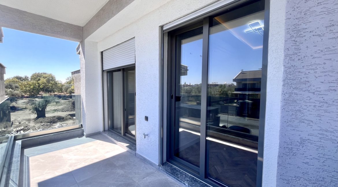 Tahtakuşlar’da Doğayla İç İçe , Modern Tasarımlı Müstakil Havuzlu Villa