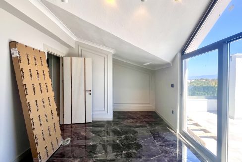 Tahtakuşlar’da Doğayla İç İçe , Modern Tasarımlı Müstakil Havuzlu Villa