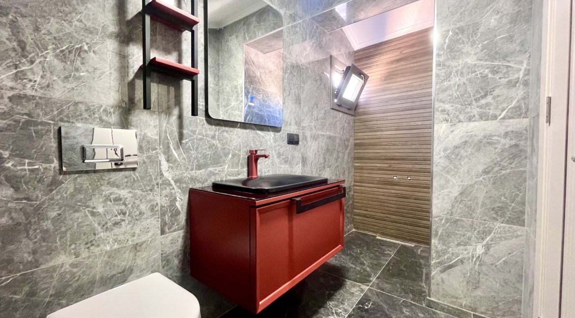 Tahtakuşlar’da Doğayla İç İçe , Modern Tasarımlı Müstakil Havuzlu Villa