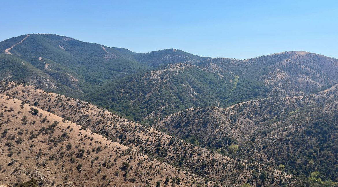 Kestanelik Köyü'nde Satılık Deniz Manzaralı Yıkık Dam (2)