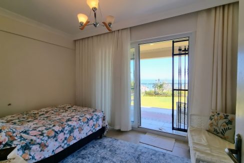 Küçükkuyu'da Satılık Deniz Manzaralı Forleks Villa (20)