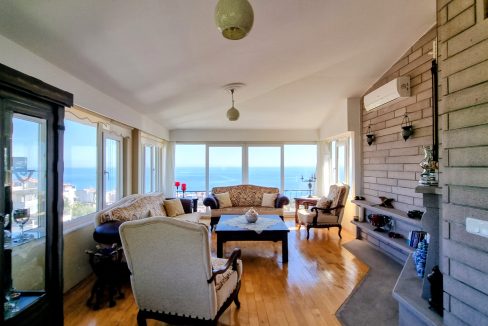 Küçükkuyu'da Satılık Deniz Manzaralı Forleks Villa (36)