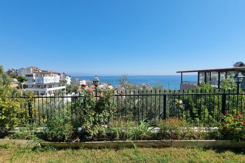 Küçükkuyu'da Satılık Deniz Manzaralı Forleks Villa (4)