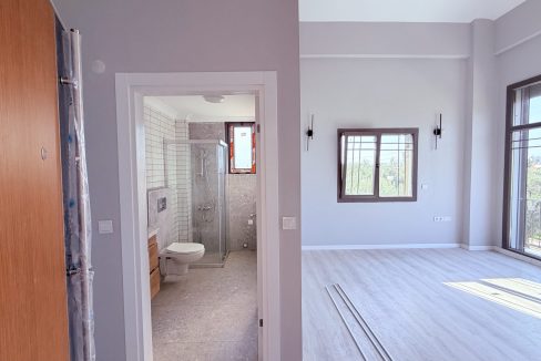Küçükkuyu Mıhlı Mahallesi’nde Satılık Modern ve Sıfır 1+1 Daire