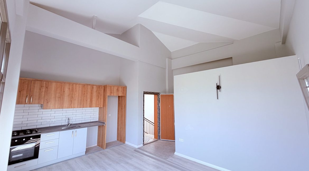 Küçükkuyu Mıhlı Mahallesi’nde Satılık Modern ve Sıfır 1+1 Daire