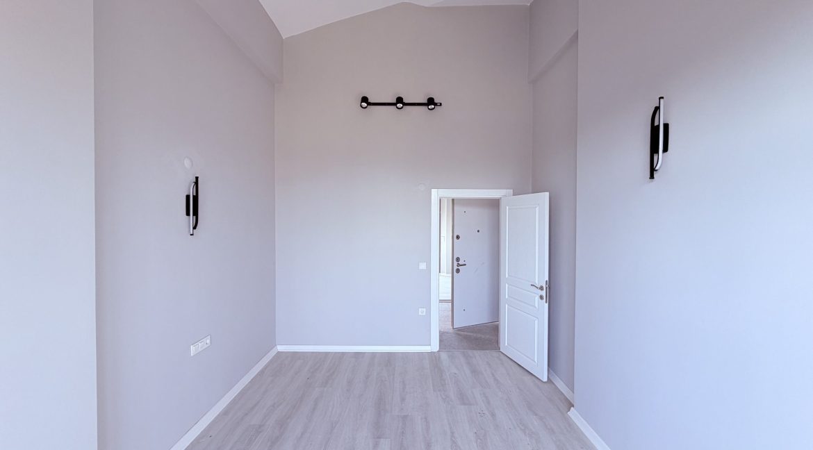 Küçükkuyu Mıhlı Mahallesi’nde Satılık Modern ve Sıfır 1+1 Daire