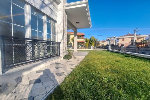 Narlı Mahallesi’nde Satılık Sıfır 4+1 Tam Müstakil Villa