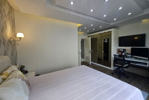 Küçükkuyu'da Satılık Ultra Lüks Tripkles Villa (22)