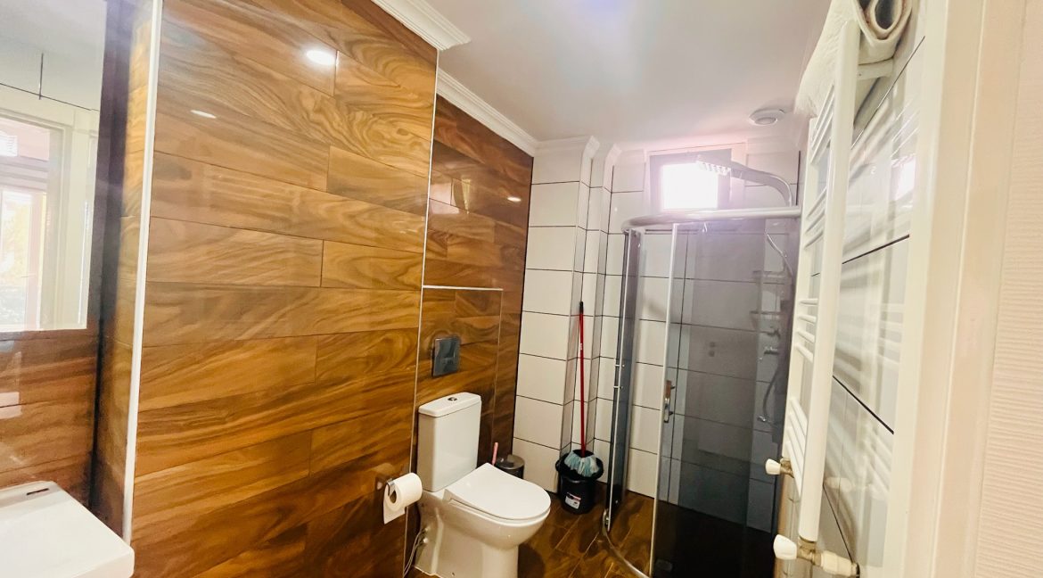Sahil Mahallesi’nde Kiralık 3+1 Eşyalı Giriş Kat Daire