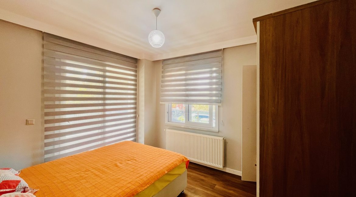 Sahil Mahallesi’nde Kiralık 3+1 Eşyalı Giriş Kat Daire