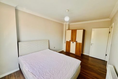 Sahil Mahallesi’nde Kiralık 3+1 Eşyalı Giriş Kat Daire