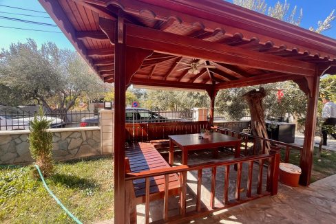 Sahil Mahallesi’nde Kiralık 3+1 Eşyalı Giriş Kat Daire