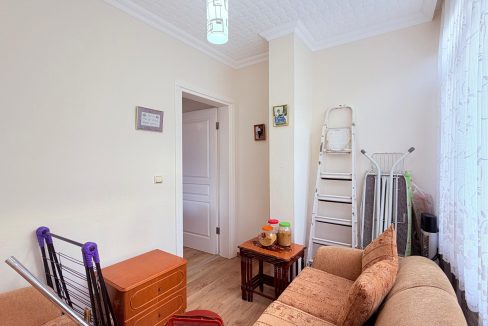 Küçükkuyu Gökçetepe Mahallesi’nde Satılık 2+1 Ara Kat DaireWhatsApp Image 2026-02-28 at 15.12.49 (1)