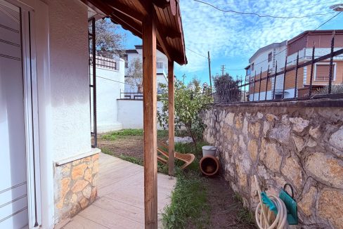 Mıhlı Mahallesi, Bağbaşı Mevkii’nde Kiralık Tek Katlı 1+1 Müstakil Ev 