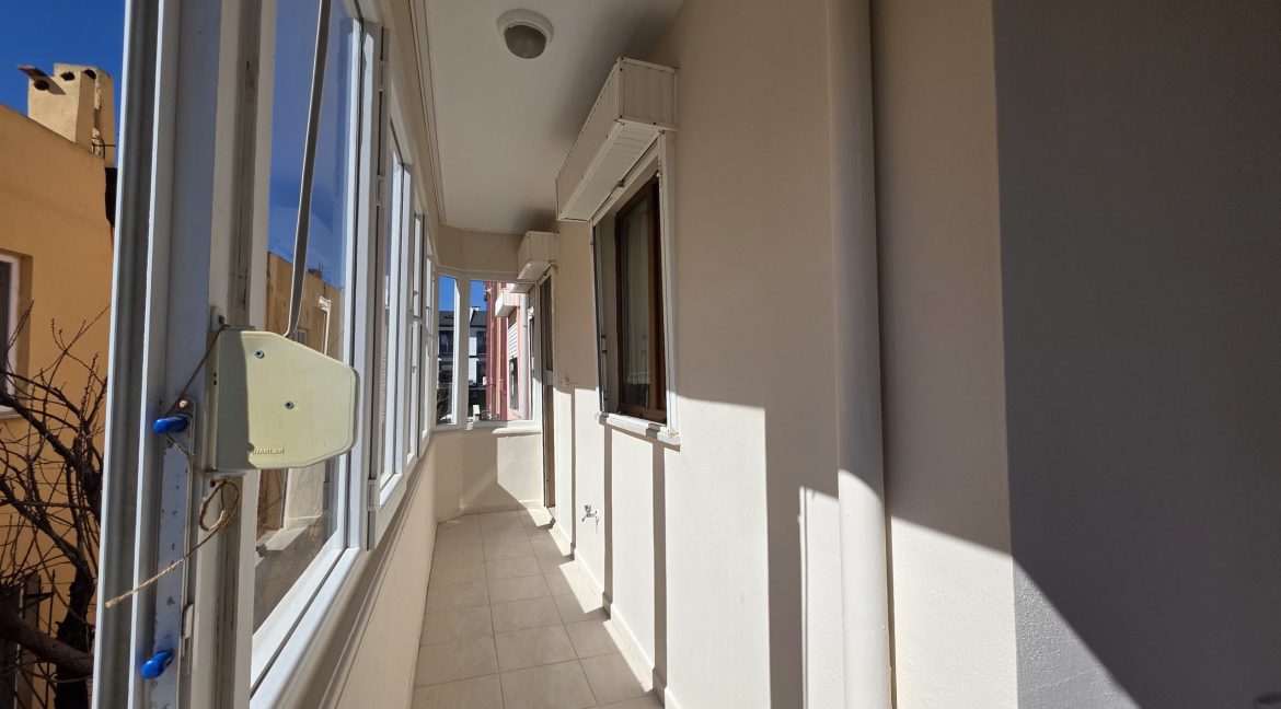 Küçükkuyu'da Nezih Bir Muhitte Satılık 2+1 Daire (15)
