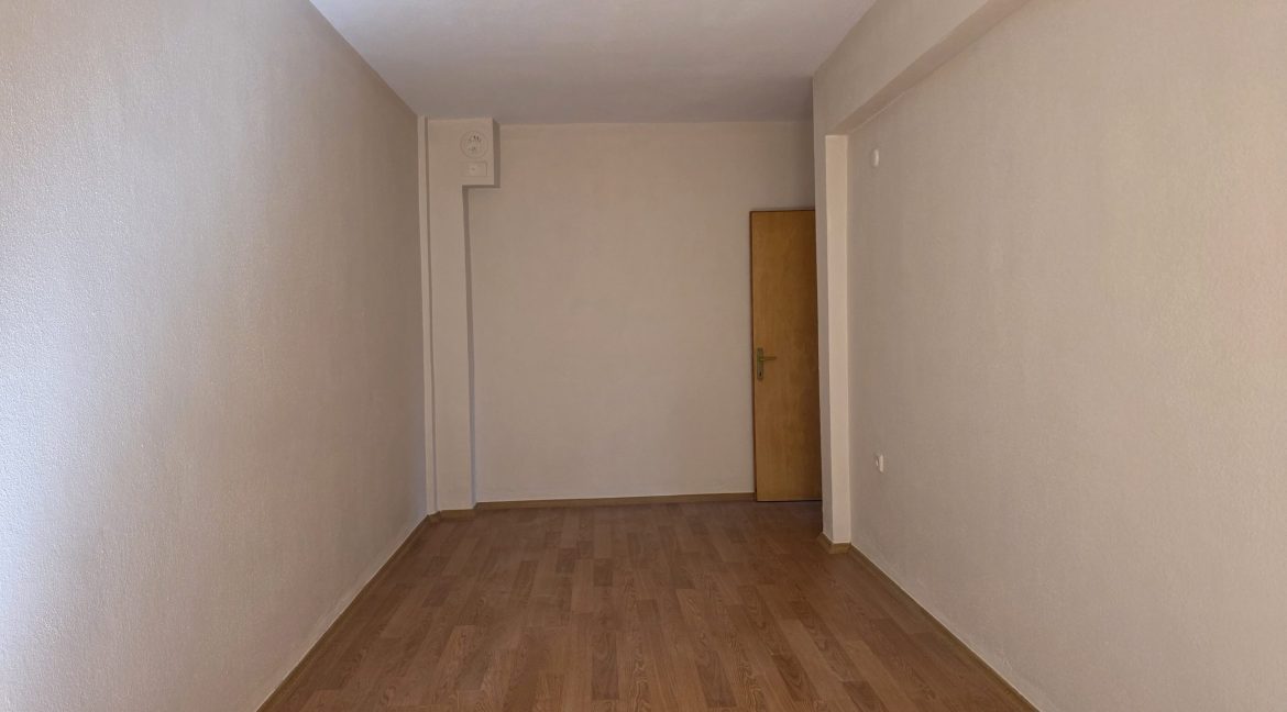 Küçükkuyu'da Nezih Bir Muhitte Satılık 2+1 Daire (19)