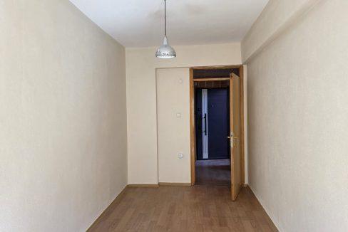 Küçükkuyu'da Nezih Bir Muhitte Satılık 2+1 Daire (25)
