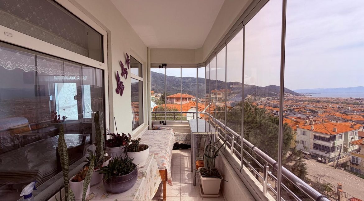 Altınoluk'ta Satılık Leb-i Derya Manzaralı 1+1 Daire  (13)