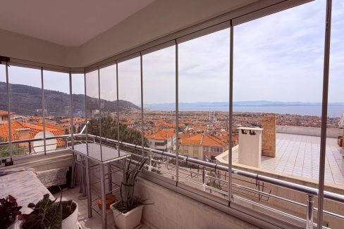 Altınoluk'ta Satılık Leb-i Derya Manzaralı 1+1 Daire  (14)