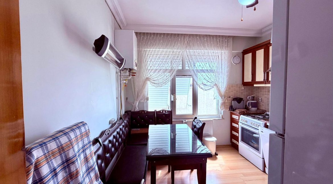 Altınoluk'ta Satılık Leb-i Derya Manzaralı 1+1 Daire  (15)