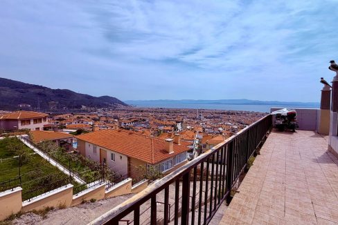 Altınoluk'ta Satılık Leb-i Derya Manzaralı 1+1 Daire 