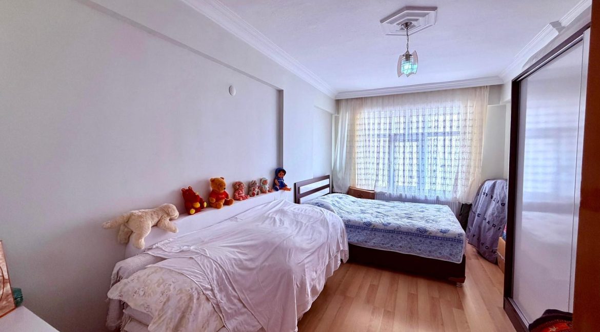 Altınoluk'ta Satılık Leb-i Derya Manzaralı 1+1 Daire  (8)