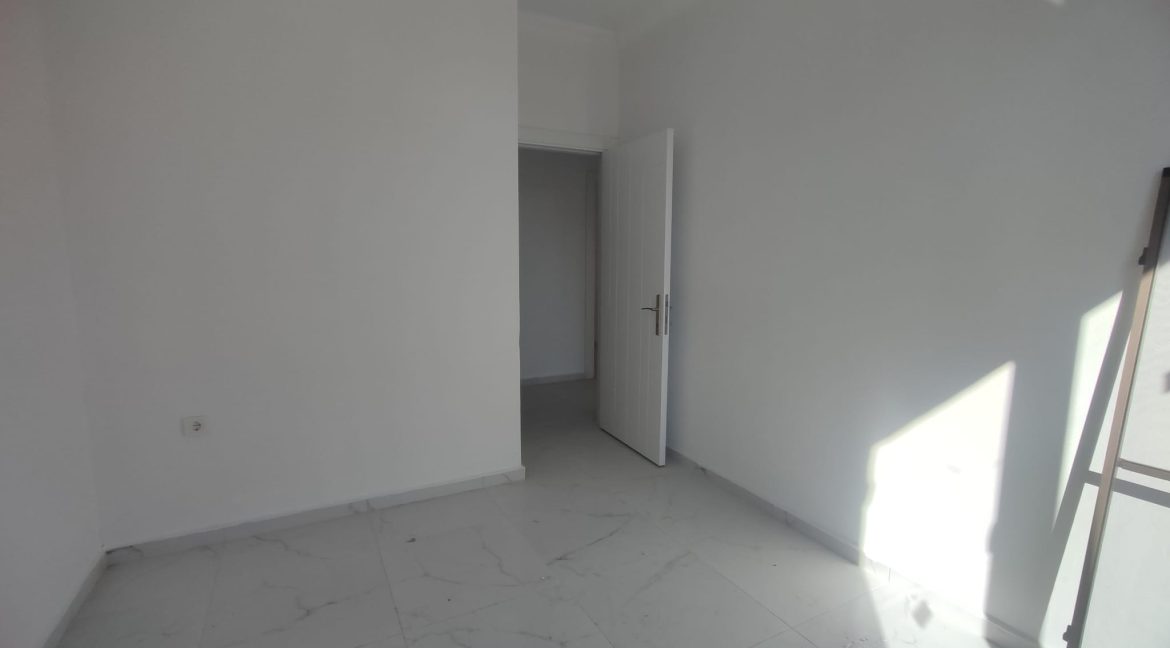 Küçükkuyu'da Kiralık Sıfır Daireler (33)