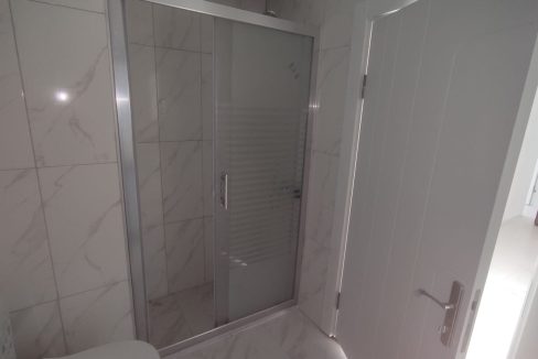 Küçükkuyu'da Kiralık Sıfır Daireler (41)