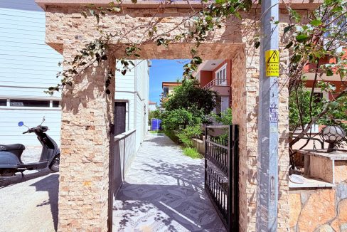 Sahil Mahallesi’nde Satılık Deniz Manzaralı 3+1 DubleksWhatsApp Image 2026-04-22 at 13.38.48 (1)