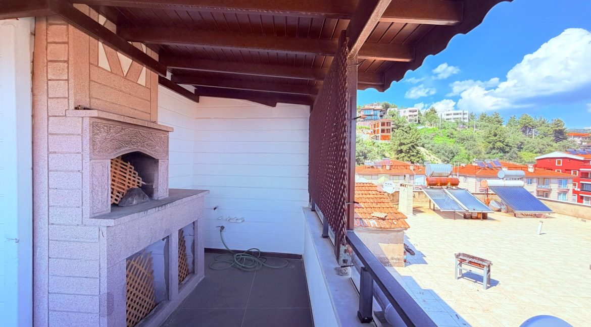 Sahil Mahallesi’nde Satılık Deniz Manzaralı 3+1 DubleksWhatsApp Image 2026-04-22 at 13.38.48 (14)