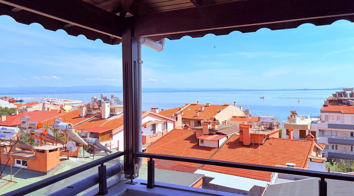 Sahil Mahallesi’nde Satılık Deniz Manzaralı 3+1 DubleksWhatsApp Image 2026-04-22 at 13.38.48 (15)