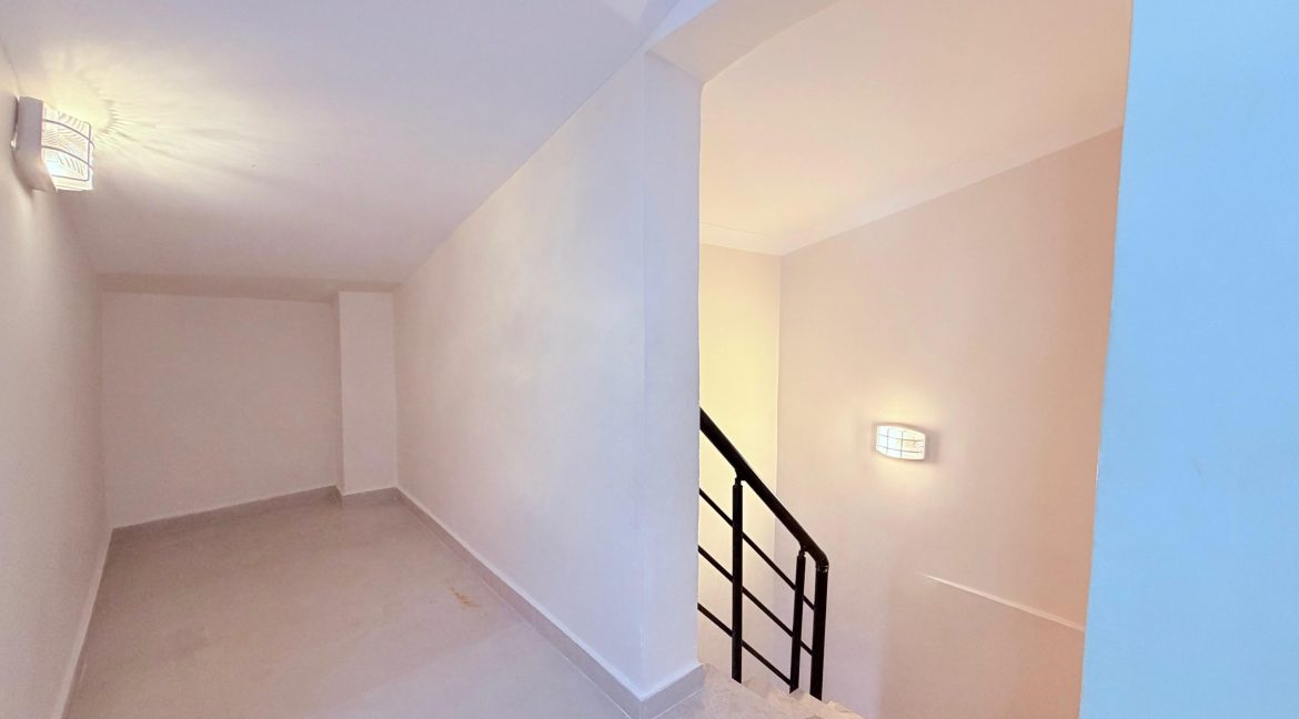 Sahil Mahallesi’nde Satılık Deniz Manzaralı 3+1 DubleksWhatsApp Image 2026-04-22 at 13.38.48 (16)