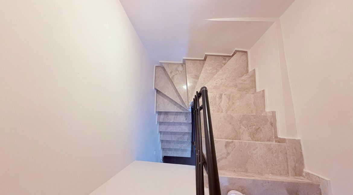 Sahil Mahallesi’nde Satılık Deniz Manzaralı 3+1 DubleksWhatsApp Image 2026-04-22 at 13.38.48 (17)