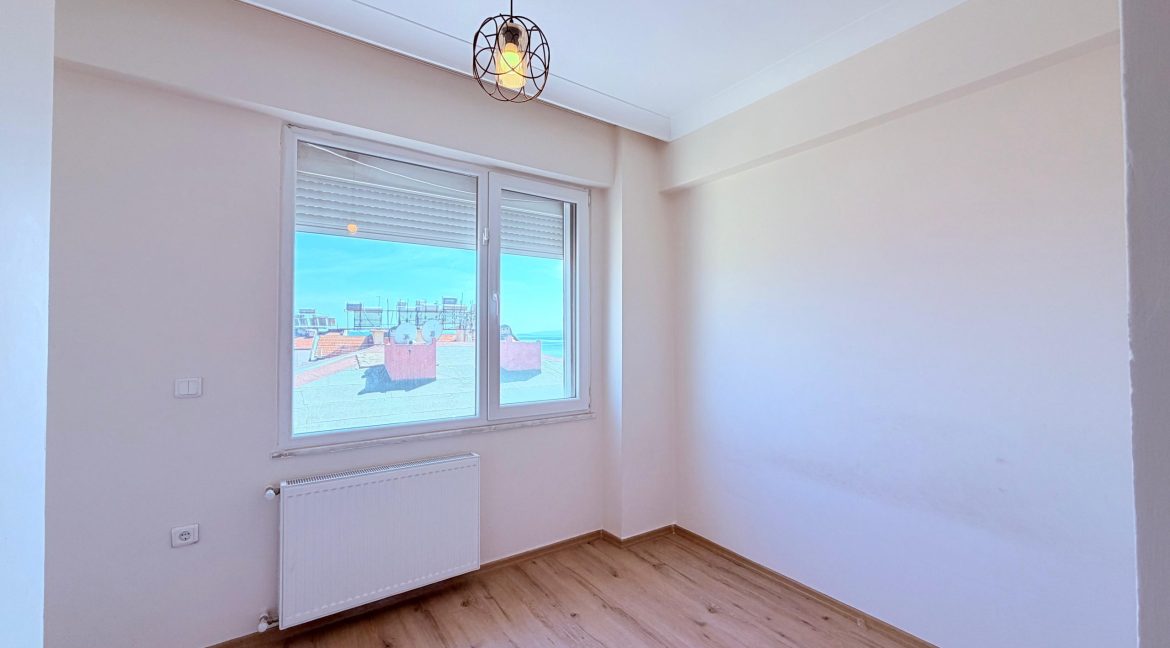 Sahil Mahallesi’nde Satılık Deniz Manzaralı 3+1 DubleksWhatsApp Image 2026-04-22 at 13.38.48 (19)