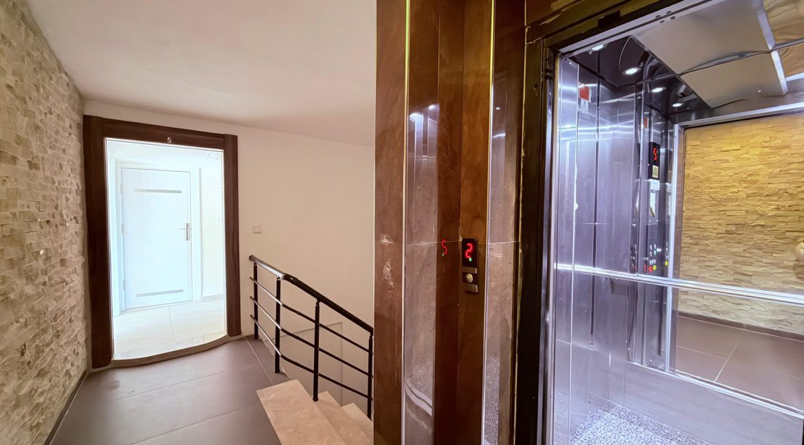 Sahil Mahallesi’nde Satılık Deniz Manzaralı 3+1 DubleksWhatsApp Image 2026-04-22 at 13.38.48 (4)