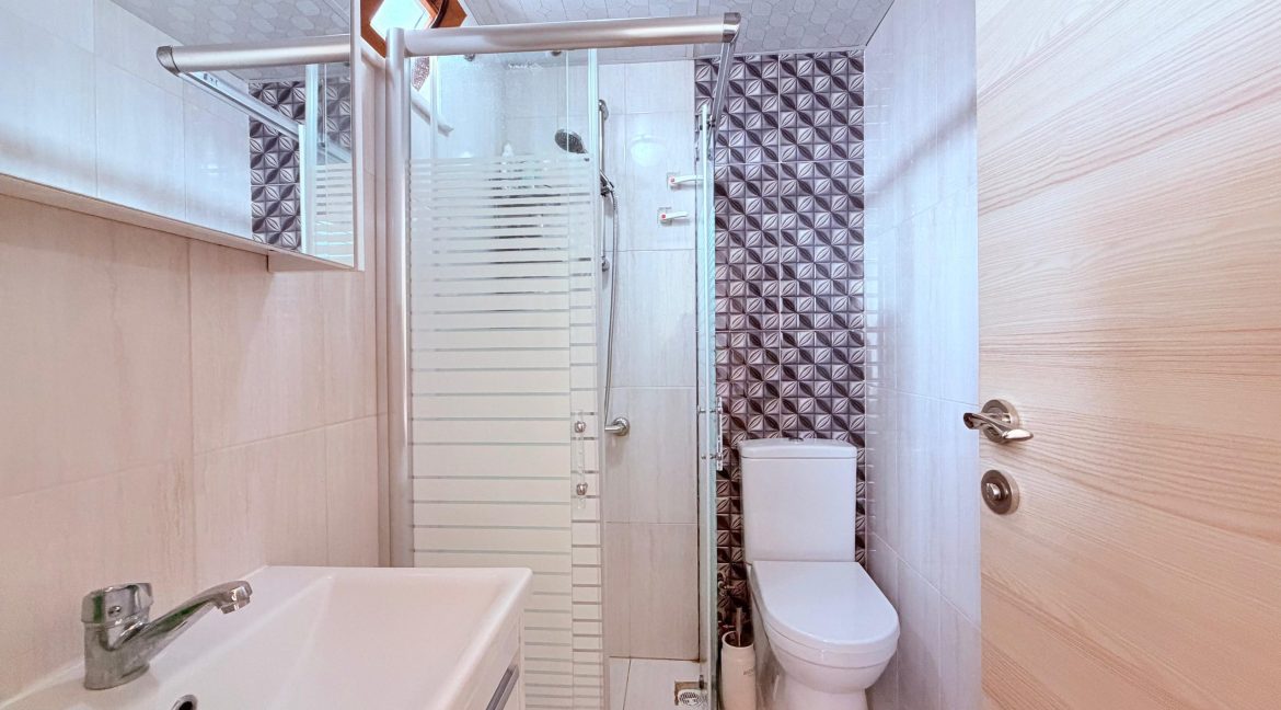 Küçükkuyu Gökçepe Mahallesi’nde Satılık 3+1 Kat Dubleksi