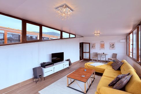 Küçükkuyu Gökçepe Mahallesi’nde Satılık 3+1 Kat Dubleksi