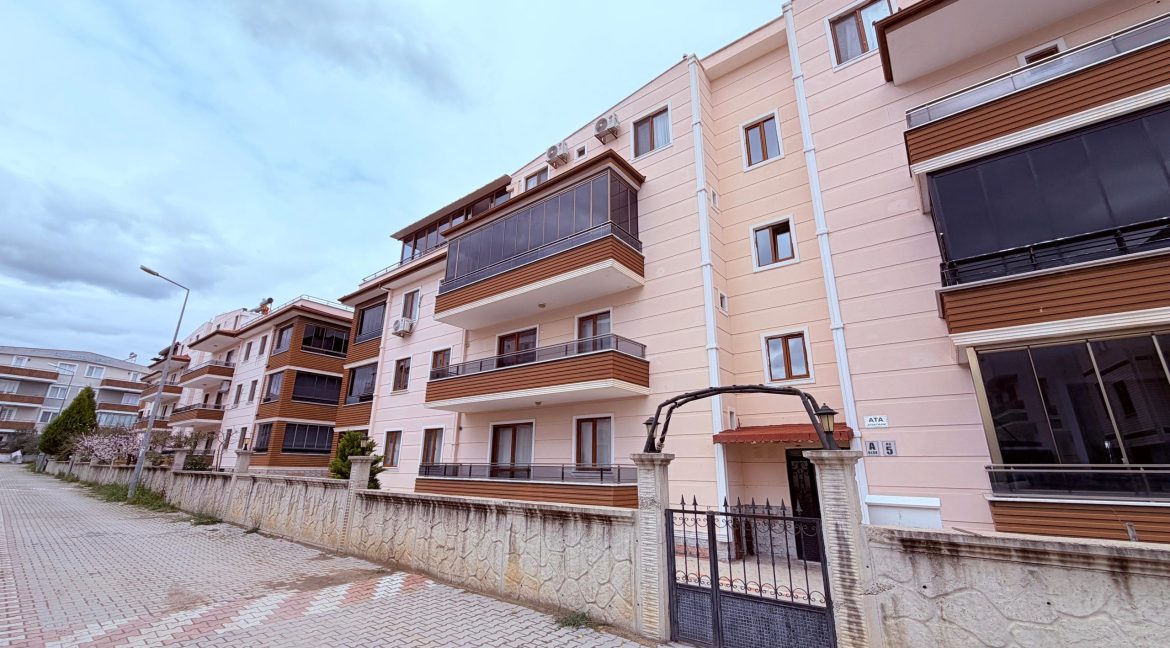 Küçükkuyu Gökçepe Mahallesi’nde Satılık 3+1 Kat Dubleksi