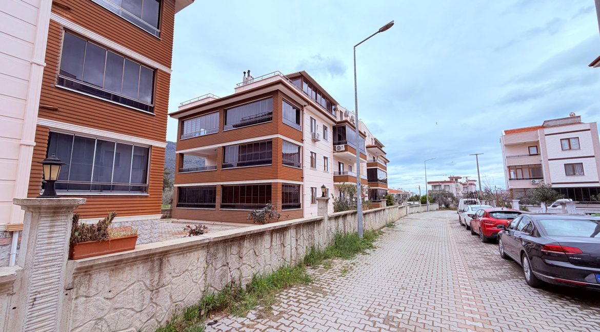 Küçükkuyu Gökçepe Mahallesi’nde Satılık 3+1 Kat Dubleksi