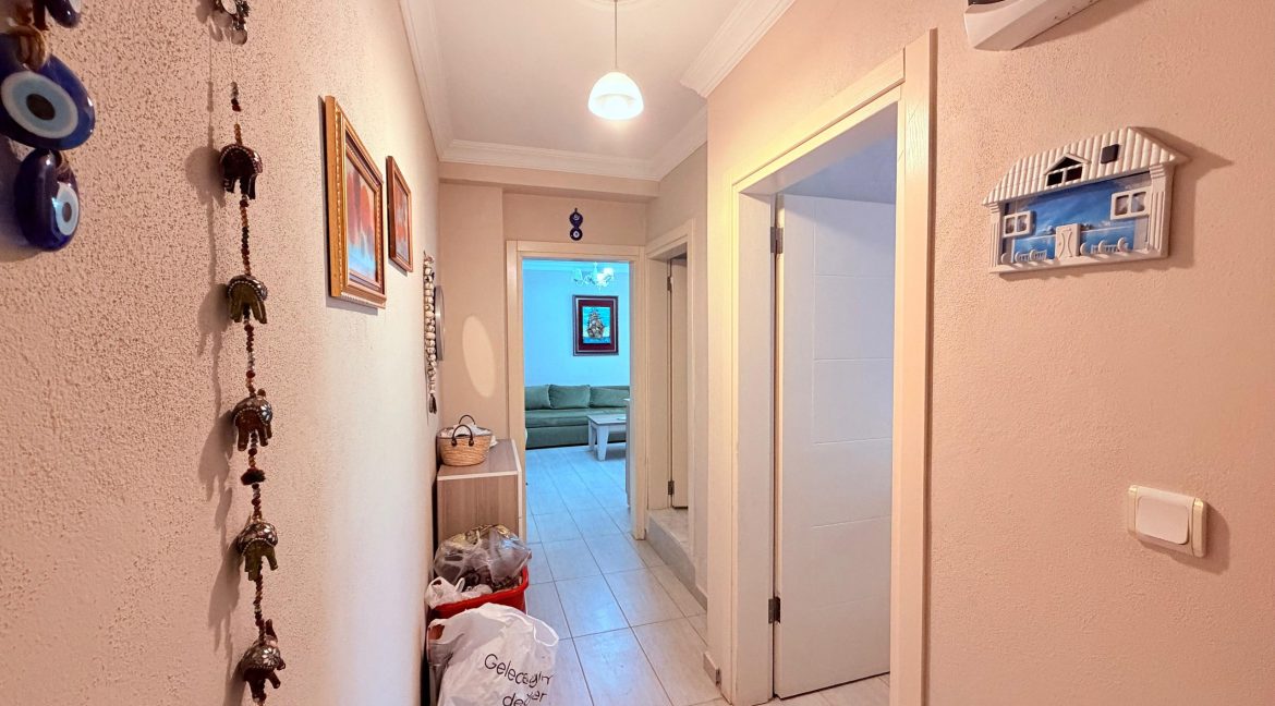 Küçükkuyu'da Satılık 1+1 Bahçe Katı Daire