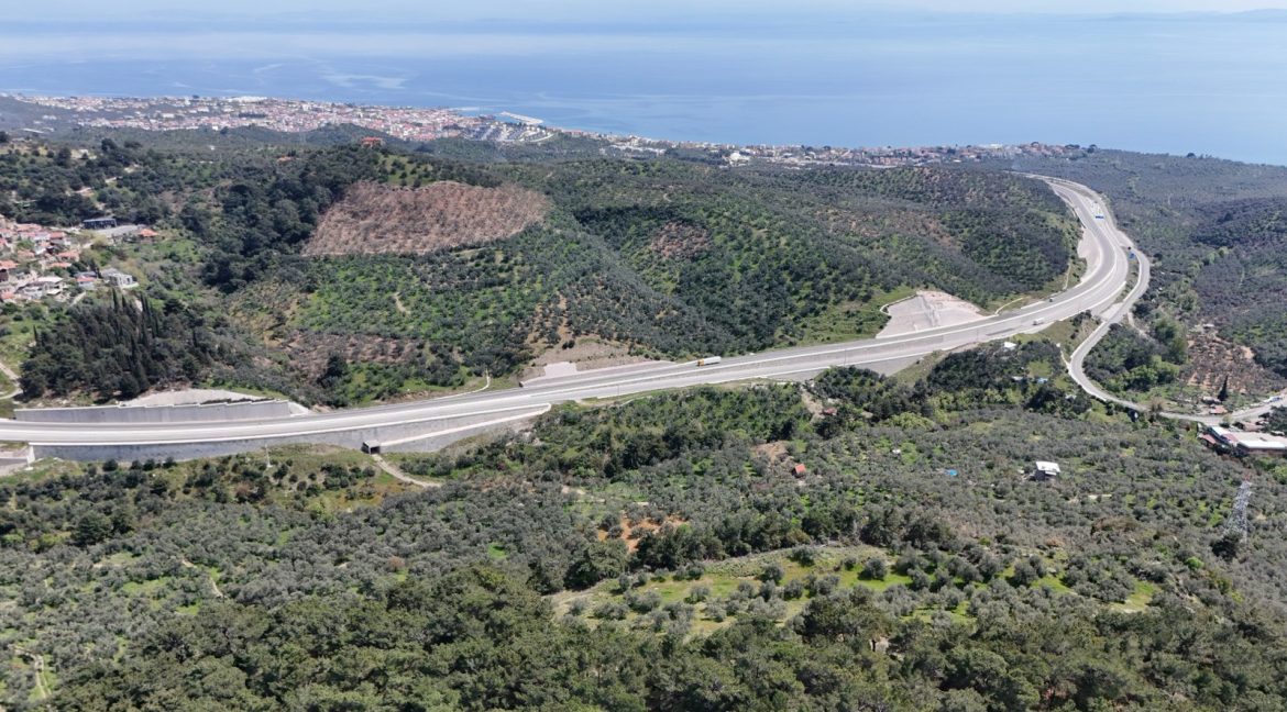 Yeşilyurt Köyü'nde Satılık Deniz Manzaralı Zeytinlik