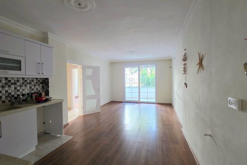 Küçükkuyu'da Satılık 2+1 Daire (4)