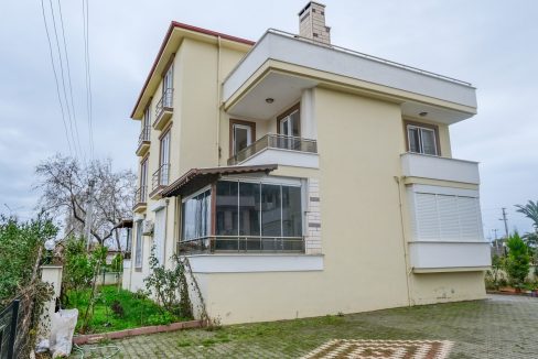Küçükkuyu'da Satılık Nehir Manzaralı Dubleks