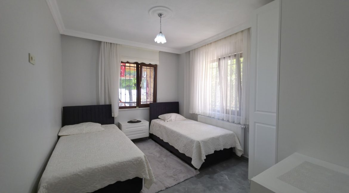 Ultra Lüks Eşyalı Deniz Manzaralı Satılık Müstakil Villa (15)