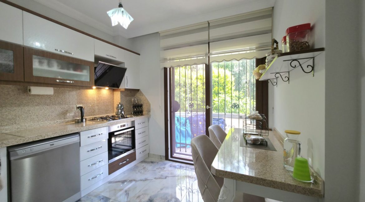 Ultra Lüks Eşyalı Deniz Manzaralı Satılık Müstakil Villa (30)