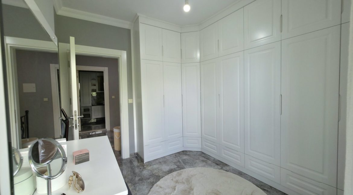 Ultra Lüks Eşyalı Deniz Manzaralı Satılık Müstakil Villa (42)