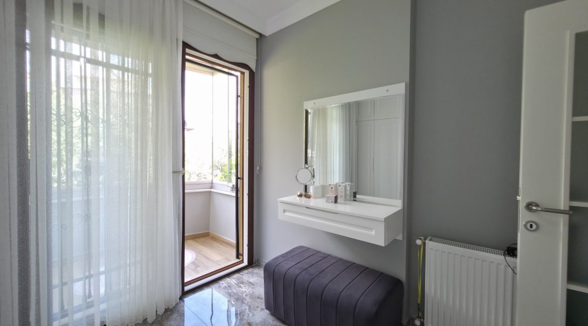Ultra Lüks Eşyalı Deniz Manzaralı Satılık Müstakil Villa (43)