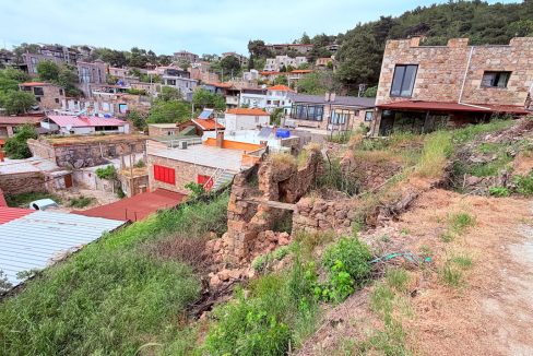 Assos Kayalar Köyü’nde Satılık 192 m² İmarlı Arsa