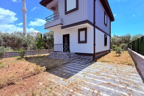 Mıhlı Mahallesi'nde Satılık Tam Müstakil Sıfır Villa (1)
