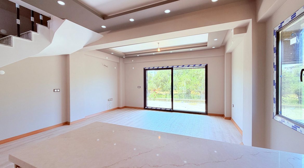Mıhlı Mahallesi'nde Satılık Tam Müstakil Sıfır Villa (12)
